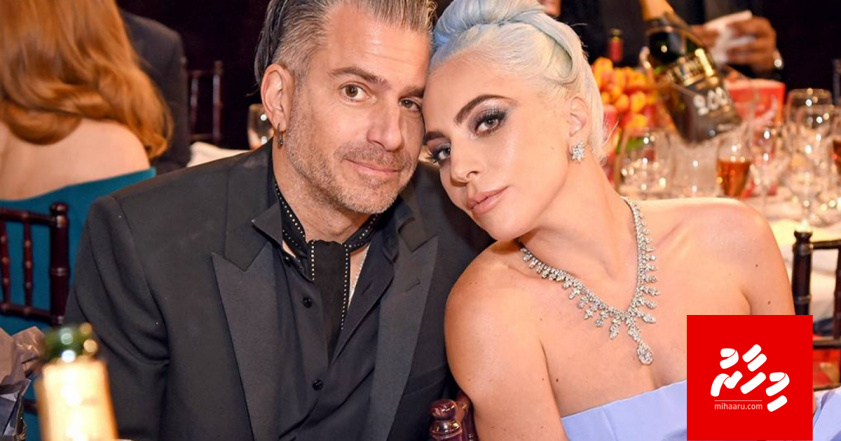 Lady Gaga ge engagement roolhaalaifi