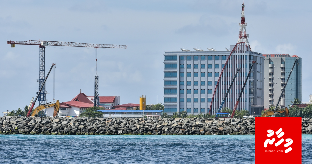 Dhiraagun 2 vana submarine cable eh elhumah ehbasvehjje