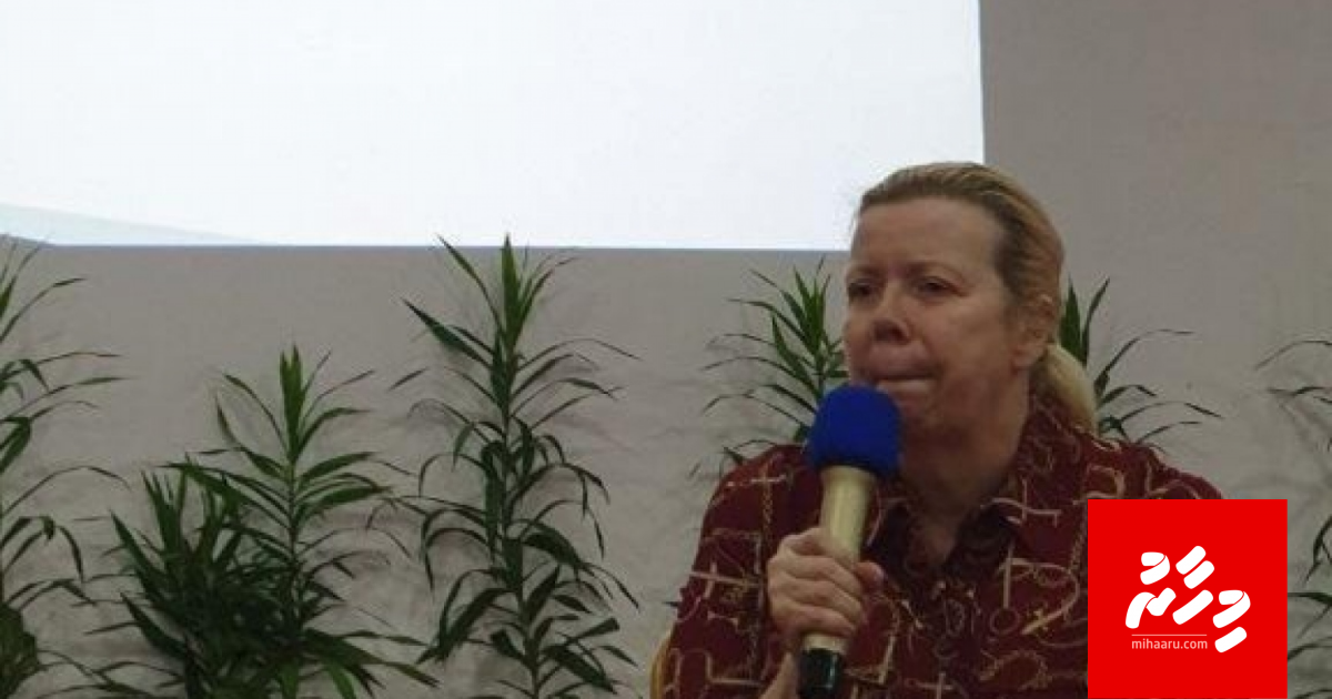 Rah rashugai dheenaa khilaafu workshop thakeh beyvvi tho balanee