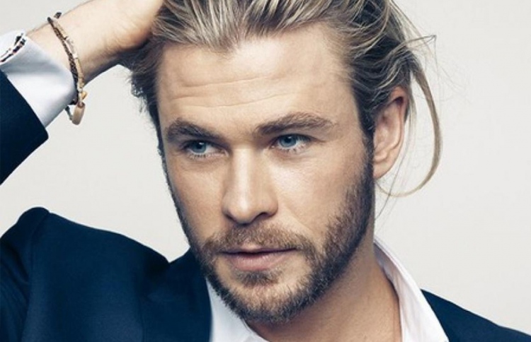 "Dhaka" ge shooting ah Chris Hemsworth India gai