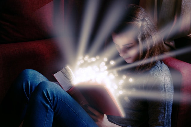 https://s3-ap-southeast-1.amazonaws.com/mindchamps-prod-wp/wp-content/uploads/2018/02/16160234/pexels-photo-256546-2.jpeg
