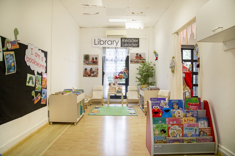 https://s3-ap-southeast-1.amazonaws.com/mindchamps-prod-wp/wp-content/uploads/2019/01/16220317/Tanglin-reading-corner-1.jpg
