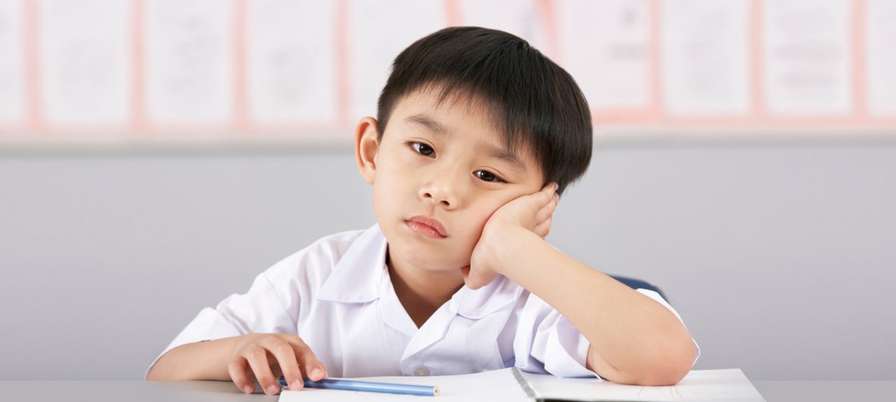 https://s3-ap-southeast-1.amazonaws.com/mindchamps-prod-wp/wp-content/uploads/2019/10/16231836/Unhappy-child-1280x574.jpg