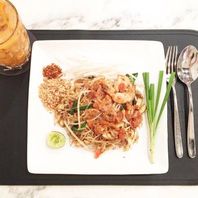 食野是為了走更長的路 😌
.
.
.
#lovemyjob #misstiara #greyhoundcafe #hkfood #hkfoodie #thaifood #happythursday #20160616