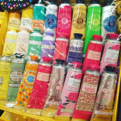 The ultimate hand cream set! Wish I can get this for Christmas 😜
#christmas #present #loccitane #handcream #wishlist