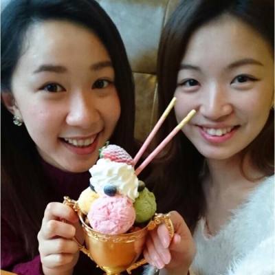 呢位是我的 #最佳損友 [mt:3515:Wendi:mt] 同我一齊瘋狂食甜品🍦🍰🍹#whitebutton
