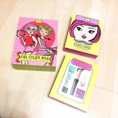 買左#benefit 家advert calendar同2盒box set! $380 box set入面有porefessional, roll mascara, 眉gel同hoola陰影粉4g!! 冇得輸呀大愛！#MissTiara #misstiara吃喝購物遊世界