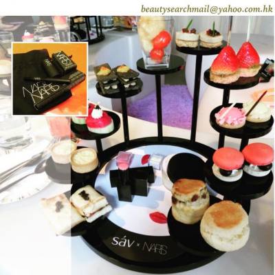 昨日 BeautySearch 表演吃唇膏
希望沒有把你們嚇呆😝

其實昨日 BeautySearch 有幸率先享用到
【Nars x Hotel Sáv Orgasm Afternoon Tea】
至潮胭脂下午茶

這款型格中展現優雅的精美下午茶
將於6月1日起於 Hotel Sáv 推出
除了備有精美的鹹點甜點外
最令人傾心的是當中的唇膏及粉盒美食
而且享用下午茶的同時
還附送 Nars 迷你多用途亮彩膏、Nars迷你眼線筆
及15分鐘Nars免費化妝服務（價值$335）
係咪好吸引呢？
大家仲唔快啲約同姐妹們一同享用？ ·*·*·*·*·*·*·*·*·*·*·*·*·*·*·*·*·*·*·*·*·*·*·*·*·*·*·*·*·*·*·*·*·*·*·*·*
💄$368 for Two
💄$198 for One
|
| Amplitude (紅磡)
| 紅磡蕪湖街83號逸‧酒店1樓
| 
#whatmakesyoublush #NARSHK #NARSORGASM #NARS至潮胭脂 #hkblogger #BeautySearch #beautybloger #blogger #blog #lifestyleblogger #foodie #foodblog #foodshare #foodstagram #foodlover #hkig #trial #beauty #makeup #productTrial #hightea  #afternoontea #hotelsav #hotelsavhk #lip #lipstick #cosmetic #lifestyleblogger #gourmet #美味しい #narsissist