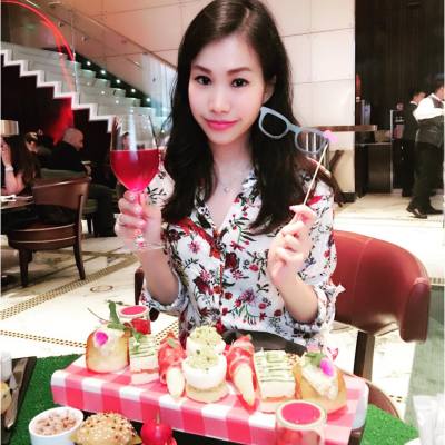 New Afternoon Tea the Landmark Mandarin Oriental Hotel #yammy #afternoon #afternoontea #我想返工去shopping #misstiara吃喝購物世界 #Mobar #hongkong #置地文華酒店
