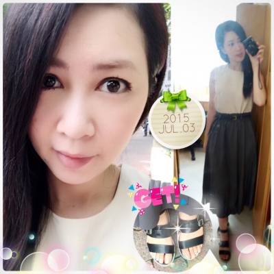 🌟Today\'s Look🌟~ 是日Look~ 繼續長裙主義👏👏👏～ 換上卡其與灰的組合 🙆🙆，黑色型格涼鞋。絕對舒適至上！✌️✌️Happy Friday，就是如此！😍😍😍

星期六日，各位安排了節目嗎？🍻🏊🎣🍴🚴🏇

#HappyFriday #TodayLook #Fashion #Style #LongDress #Dress #FridayLook #FashionStyle