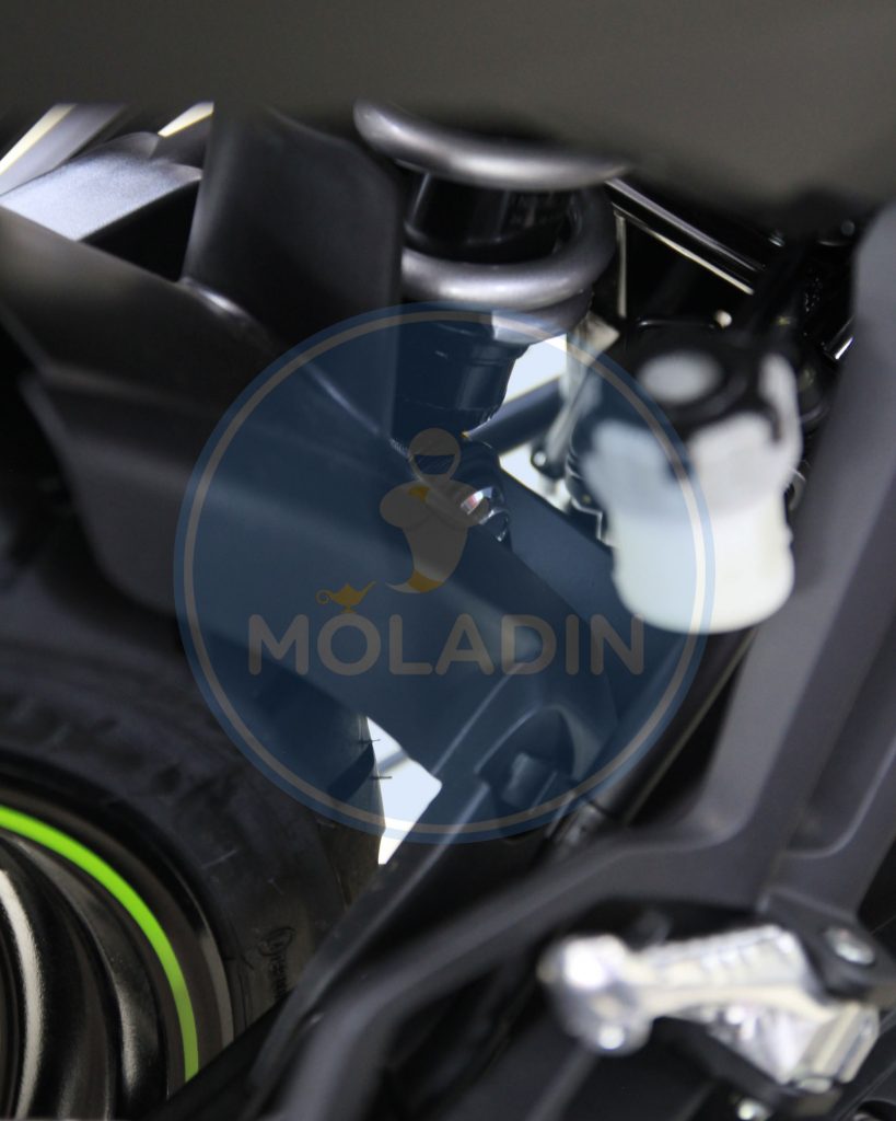 Review Yamaha MX King 150 - Bebek Underbone Flagship Yamaha Suspensi belakang MX King 150