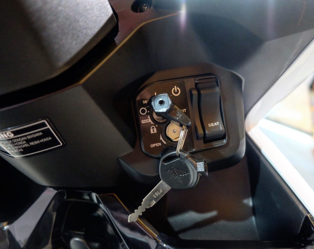 All New Vario 125 Belum Mengadopsi Keyless
