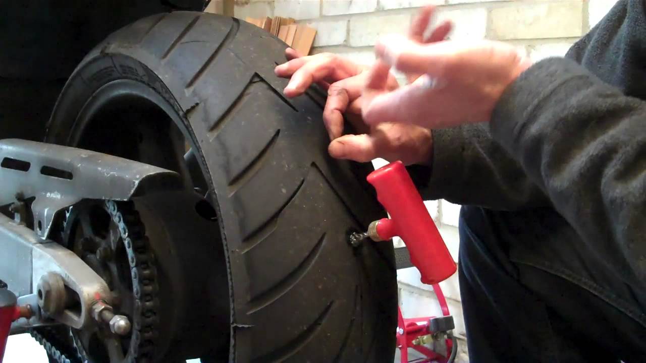 Kenali 10 Tanda Ban Motor Harus Diganti tanda ban motor harus diganti