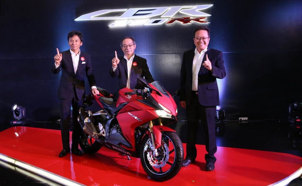 Warna dan Harga Terbaru Honda CBR250RR Varian Bravery Mat Red, New Honda CBR250RR Yang Dilabur Dengan Kelir Merah Doff