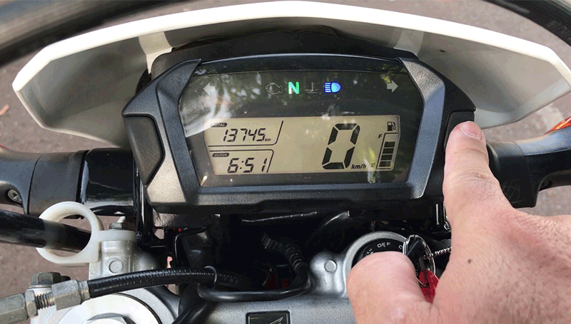 Umumkan Recall Honda CRF250L, Bagian Inilah Yang Bermasalah Speedometer Honda CRF250L
