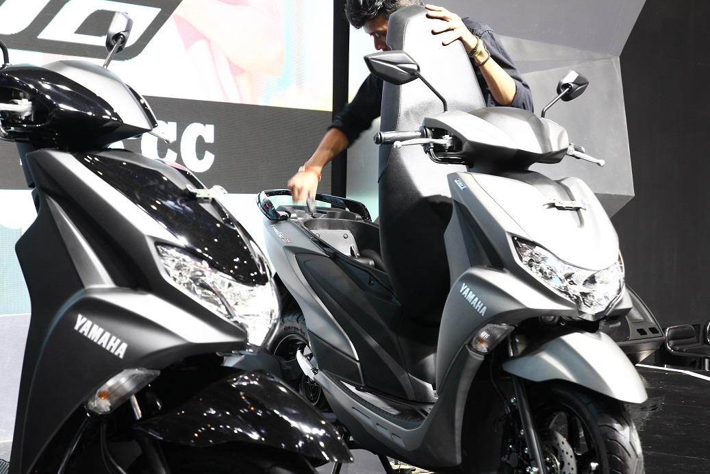 Yamaha FreeGo 125, Skutik Elegan Warnai Gelaran IMOS 2018 bagasi yamaha freego