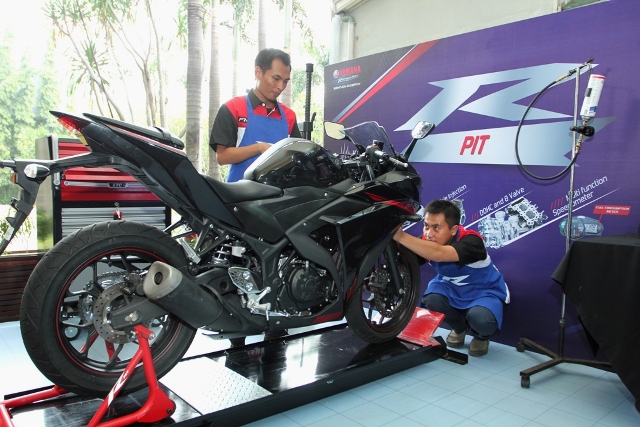 Kawasaki dan Yamaha Siapkan Bengkel Uji Emisi Motor bengkel uji emisi motor