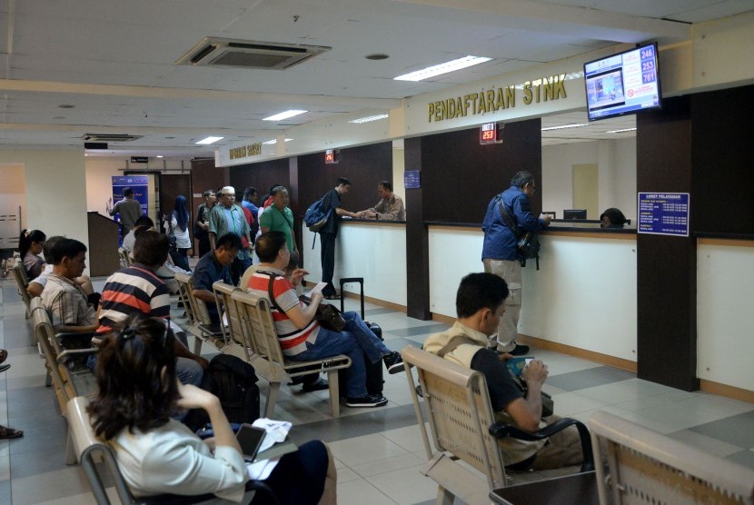 Rincian Biaya Balik Nama Motor dan Cara Mengurusnya Datangi Loket Balik Nama