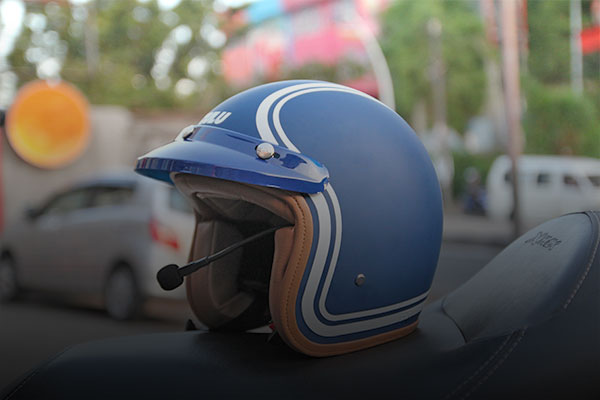 Nyobain Helm Retro Zulu +Bluetooth, Bagus Sih Tapi Bikin Nyesel! helm retro zulu