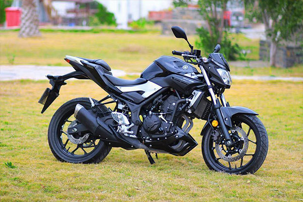 Duo Naked Sport 250 cc, KTM New Duke 250 VS Yamaha MT25, Pilih Mana? YAMAHA MT 25
