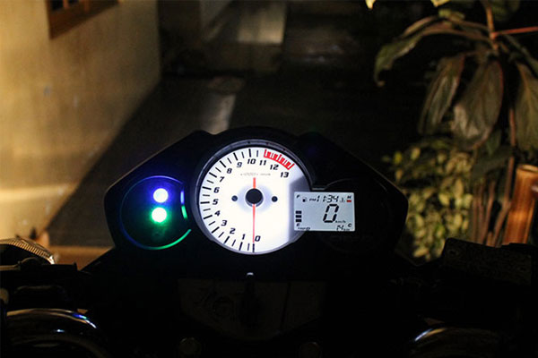 Motor Mogok Saat Musim Hujan, Begini Cara Mengatasinya! motor mogok saat hujan