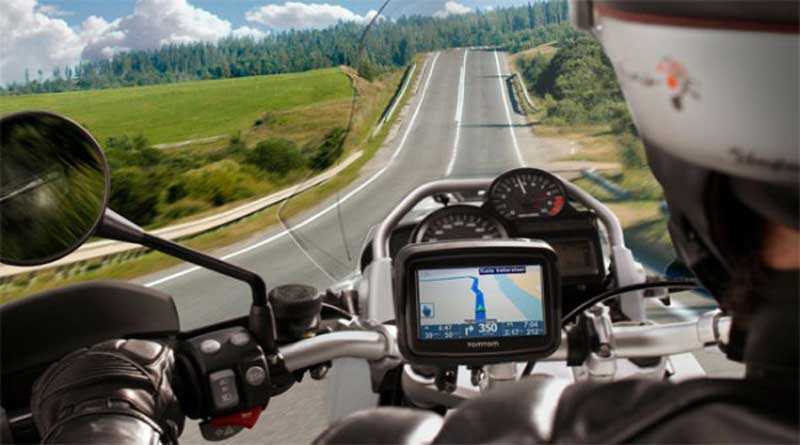 Biar Safety Saat Riding Sebaiknya Jangan Gunakan GPS GPS tetap berpotensi ganggu safety saat riding