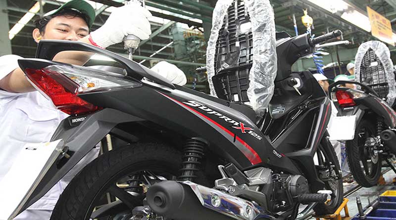 Honda Supra X 125 FI Semakin Mempertajam Tampilan Sporty Luxury honda supra x 125 fi baru