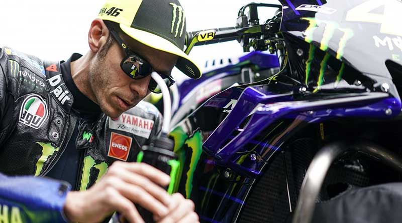 Tahukah Anda, Ini Harga Motor Motogp Valentino Rossi valentino-rossi-keluhkan-kecepatan-yamaha