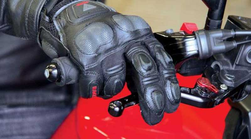 5 Cara Merawat Motor Ojek Online, Mudah! 10-kebiasaan-sepele-bikin-aki-motor-cepat-soak
