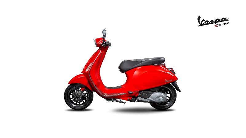 Komparasi Vespa Sprint Vs Royal Alloy GP 150, Bagus Mana? Vespa Sprint 150 i-get ABS