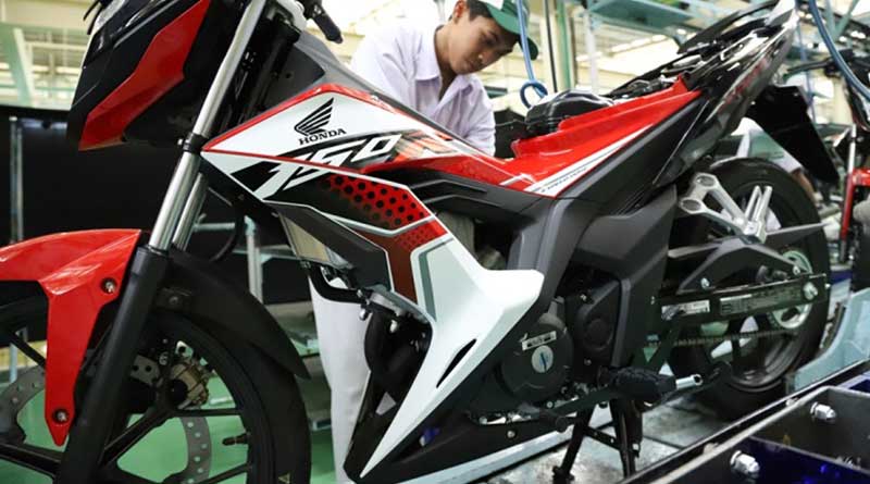 7 Perbedaan Supra GTR 150 Vs Sonic 150, Mana Lebih Baik? supra gtr 150 vs sonic 150