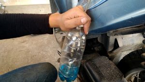 7 Penyebab Motor Mati Saat Digas dan Solusinya kuras bensin
