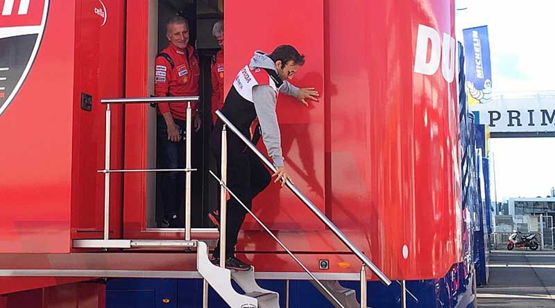 Drama Repsol Honda Berakhir, Alex Marquez Fix Gantikan Lorenzo drama-repsol-honda-berakhir,-alex-marquez-fix-gantikan-lorenzo