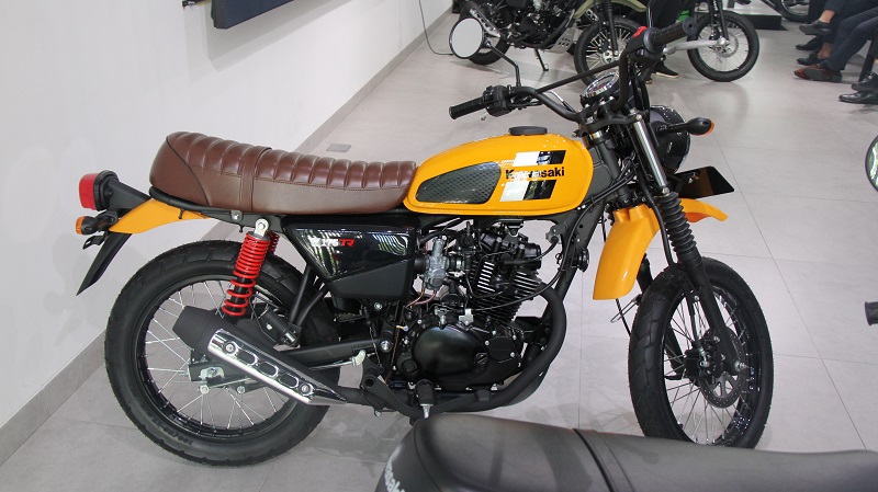 5 Perbedaan Kawasaki W175 TR dengan Kawasaki W175, Simak! harga kawasaki w175 tr