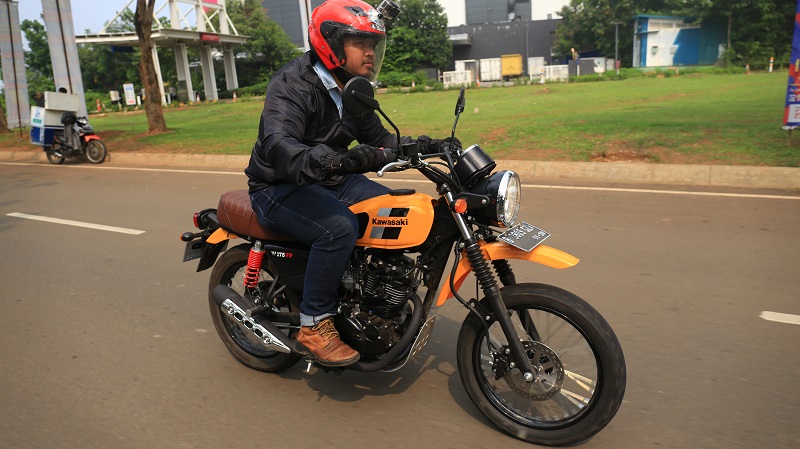 5 Kekurangan Kawasaki W175, Layak Dibeli? kekurangan kawasaki w175 TR