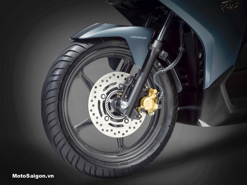 Honda Air Blade Vs Vario, Rival Yamaha Aerox honda air blade vs vario