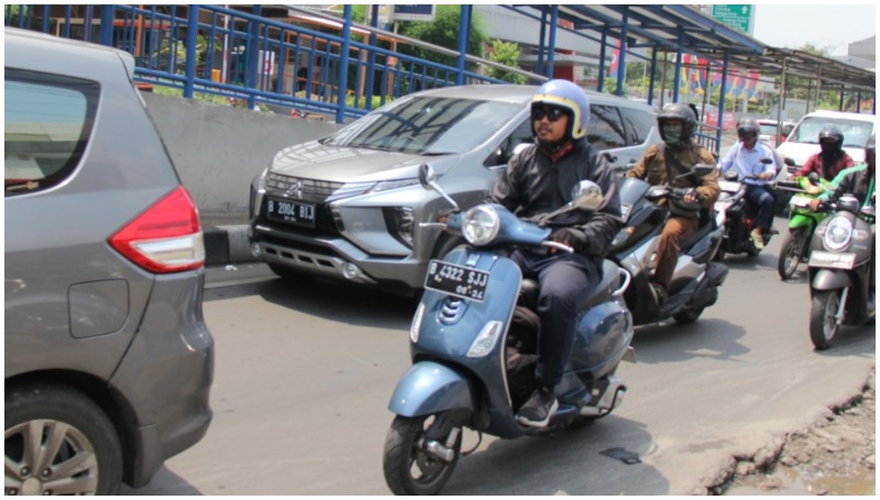 Test Ride Vespa LX 125 i-get: Jagoan Dalam Kota! (Bag. 2) Test Ride Vespa LX 125 i get 01