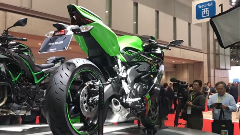 Spesifikasi Kawasaki Ninja ZX-25R, Harga Mulai Rp 96 juta spesifikasi kawasaki ninja zx-25r