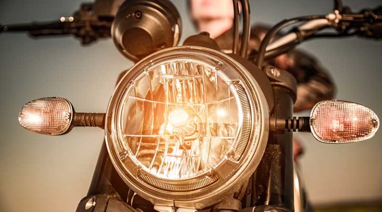 Peraturan Lampu Motor, Siang Hari Wajib Menyala?