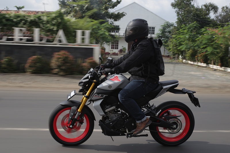 Test Ride Yamaha MT-15: Motor Sombong! (Bag. 1) test ride yamaha mt-15