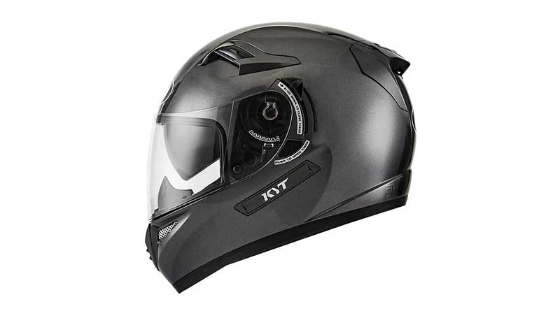 7 Helm Full Face KYT Murah, Bikin Ganteng Pengendara! helm-full-face-kyt-murah-bikin-ganteng-pengendara