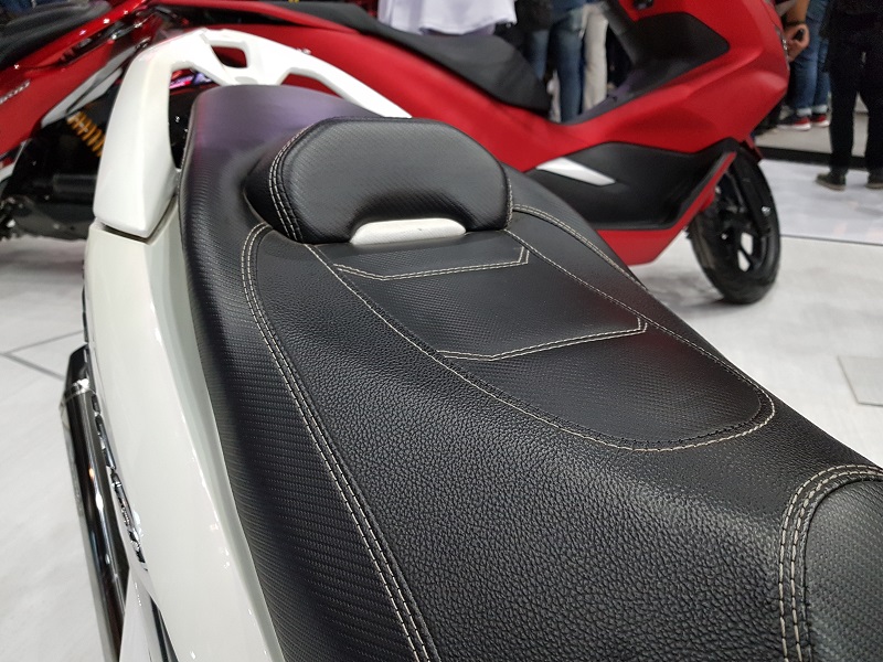 7 Kelebihan Honda Vario 150 yang Tidak Dipunya Kompetitor! Tinggi jok Honda Vario 150
