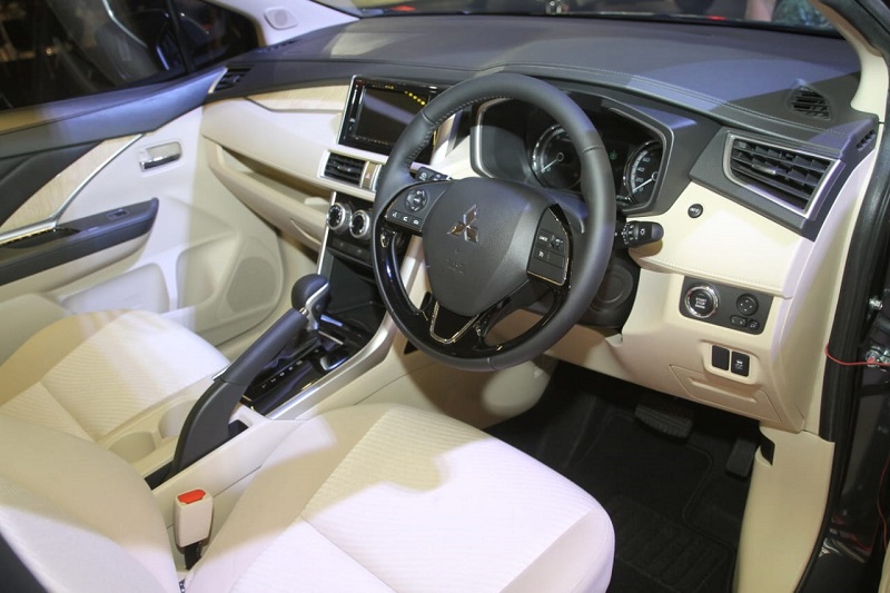 7 Keunggulan Mitsubishi Xpander Dibanding Rival Interior Mitsubishi Xpander, Jadi Keunggulan