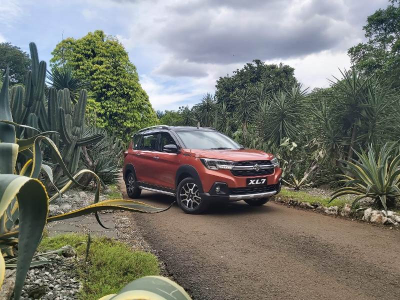Bukukan SPK 2.001 Unit, Apa Daya Tarik Suzuki XL7? Suzuki XL7 diharapkan mampu meningkatkan penjualan Suzuki