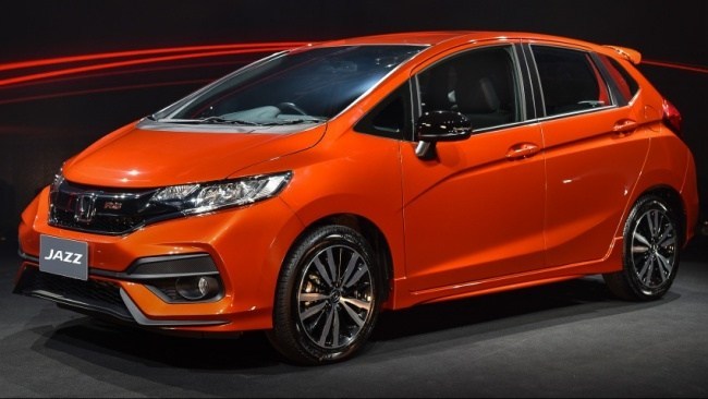 5 Perbedaan Honda City Hatchback Vs Jazz, Berubah Total! Honda Jazz 2021