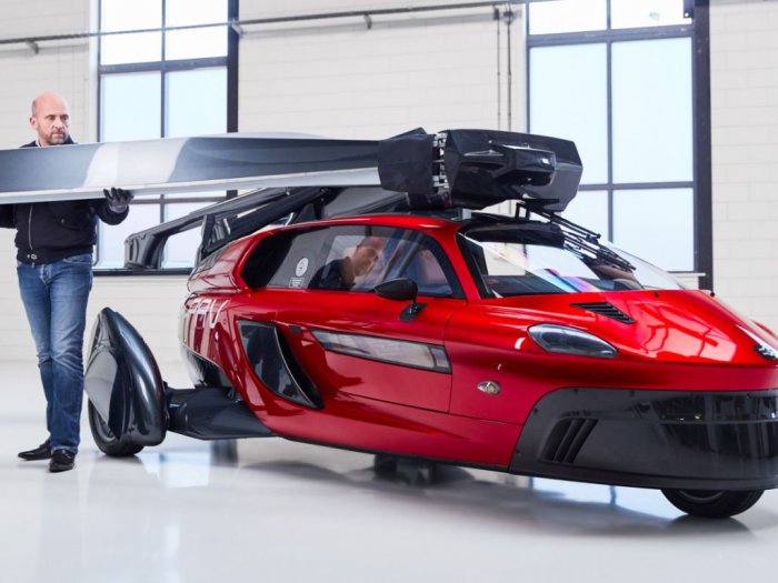 Mobil Terbang Pertama di Dunia Produksi di India Mobil Terbang PAL-V Liberty