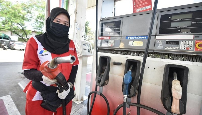 8 Langkah Pertamina Hadapi Virus Korona Di Spbu<script async src=