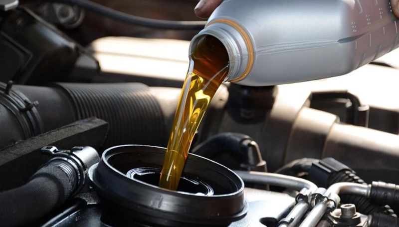 4 Jenis Oli Motor yang Ada di Indonesia, Mana Pilihanmu? jenis oli motor