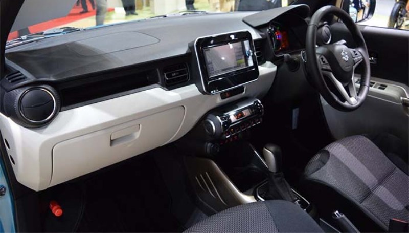 Spesifikasi Suzuki Ignis, Apa Beda Varian GL dan GX? interior ignis
