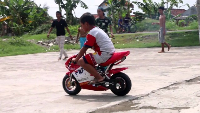 5 Fakta Tentang Motor Mini, Simak Sebelum Beli motor mini digunakan diperkampungan